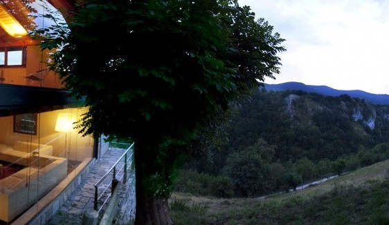 18-e1442926479960-707x326 18-e1442926479960-707x326