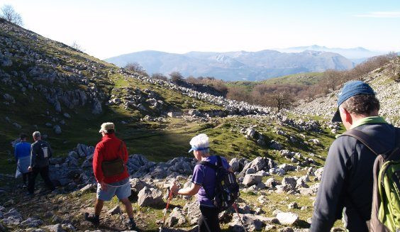 ignaziotar-bidea-2etapa-zumarraga-arantzazu-01 ignaziotar-bidea-2etapa-zumarraga-arantzazu-01