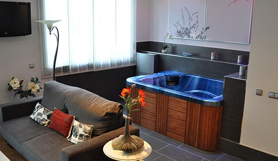 Hotel-mondragon-1-707x327