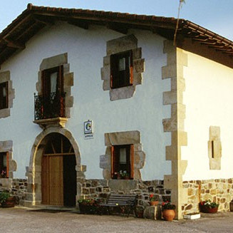 arregi-nekazalturismoa-707x327 arregi-nekazalturismoa-707x327